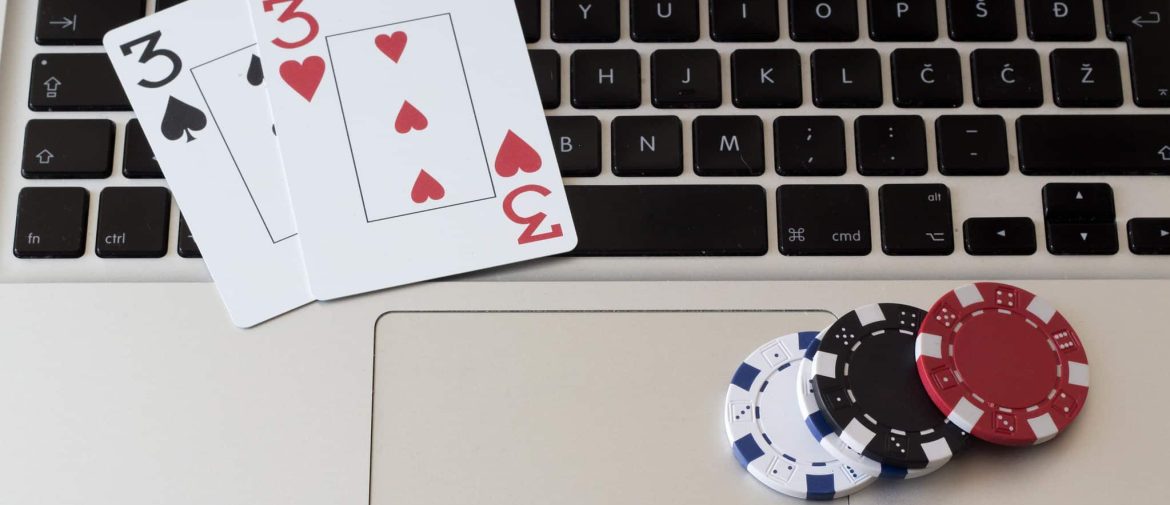 Live Poker and Online Poker: What is the best option for you?
